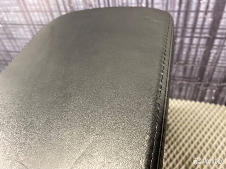 Подлокотник Volkswagen Passat Variant B5 AMX 2002