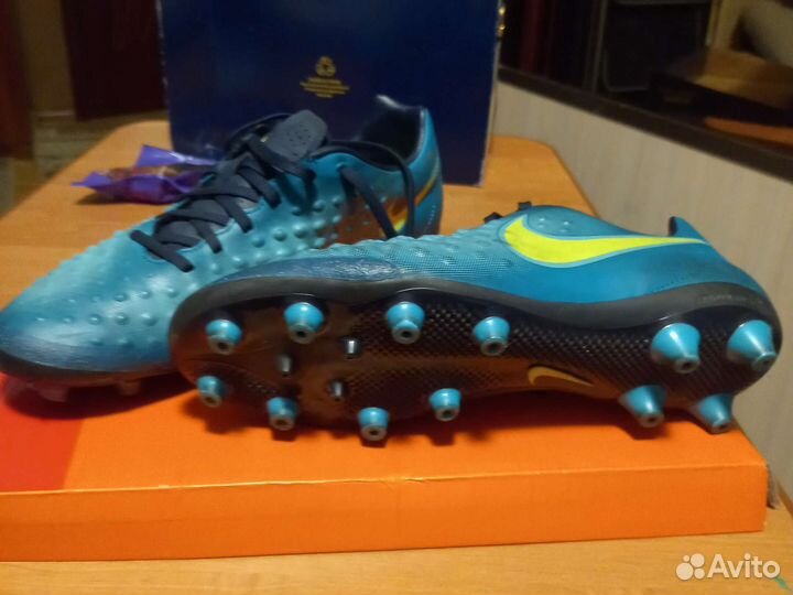 Футбольные бутсы nike оригинал
