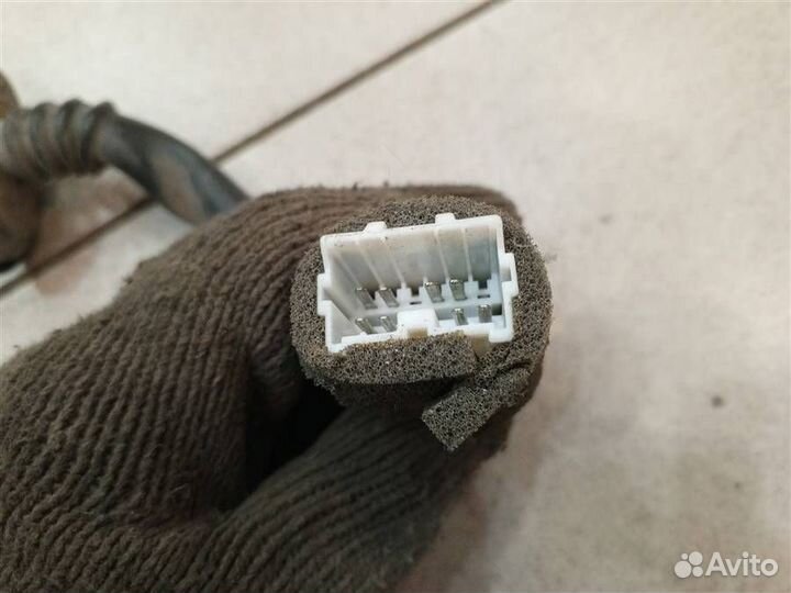 Проводка двери задней Mitsubishi Pajero iO 1998-2