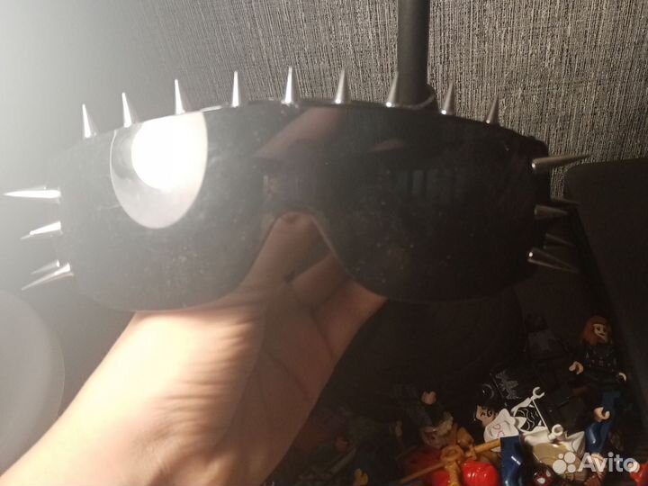 Солнцезащитные очки с шипами