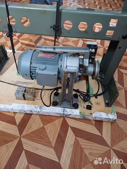 Электродвигатель фрикционный