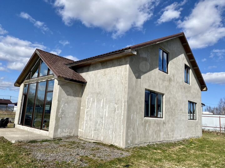 Коттедж 250 м² на участке 15 сот.