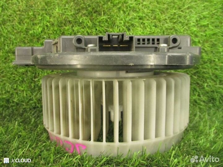 Мотор печки на toyota brevis JCG10 1JZ-FSE