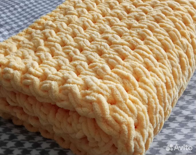 Плед плюшевый ручной работы 100х160