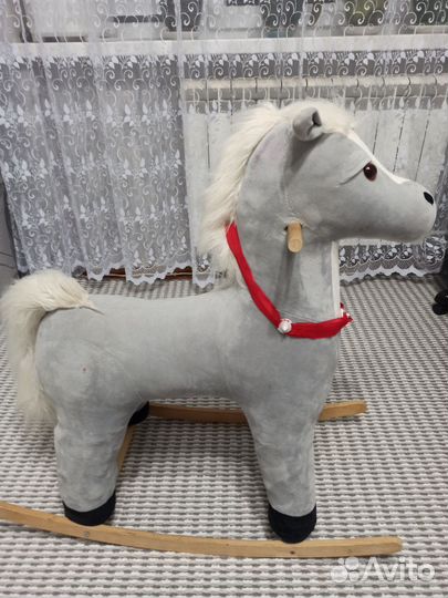 Детская качалка лошадь