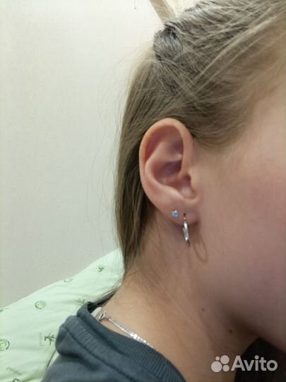 Прокол ушей, пирсинг