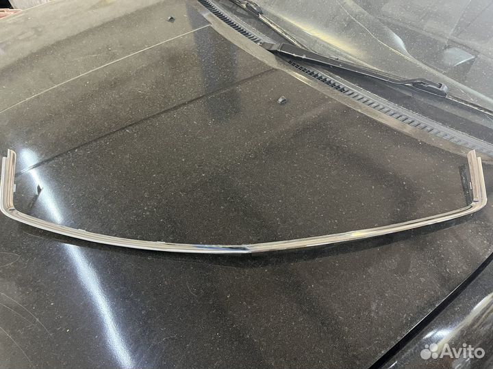 Молдинг решетки радиатора opel astra h