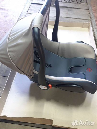Детское автокресло новое от 0 до 6 месяцев