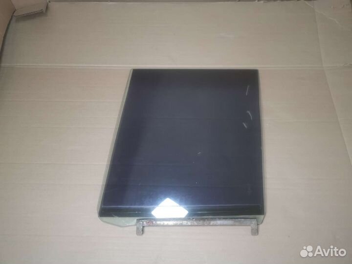 Стекло двери задней левой Toyota RAV4 1995-2000