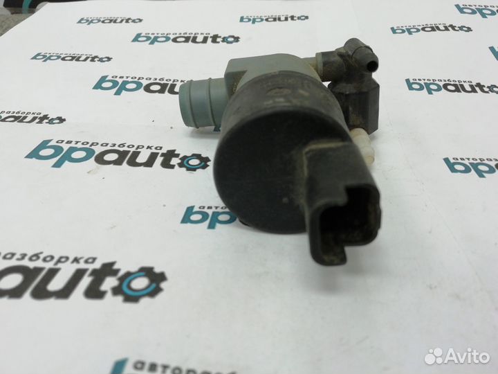 Моторчик омывателя ветрового стекла 28920-BU010