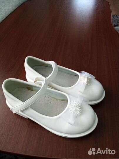 Туфельки для девочки