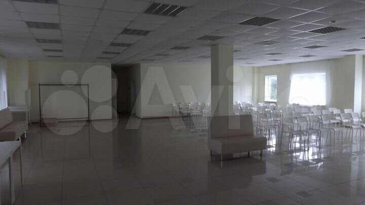 Помещение свободного назначения, 282 м²