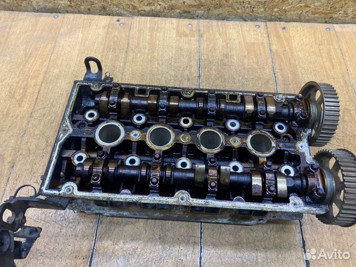 Головка блока цилиндров Opel Zafira B Z16XE1 2008
