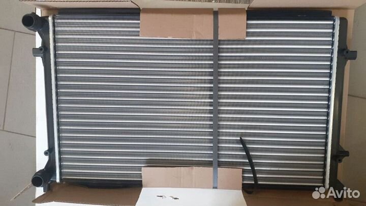 Радиатор фольксваген джетта volkswagen Jetta 5