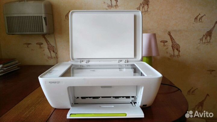 Принтер HP DeskJet 2130