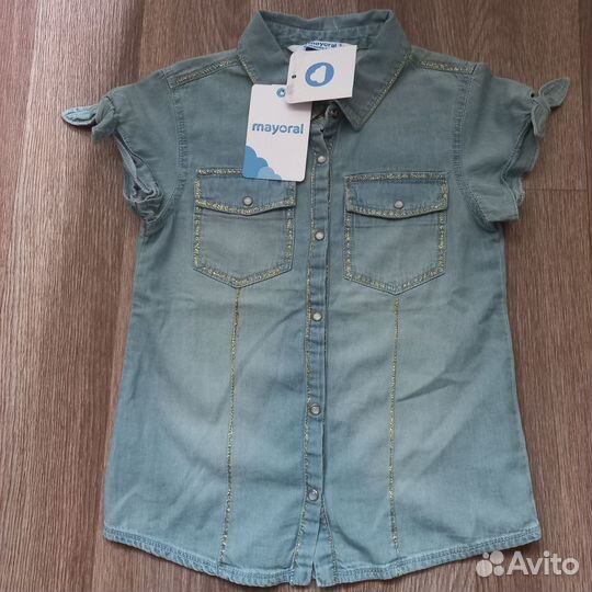 Джинсовая рубашка Mayoral новая, 116-122
