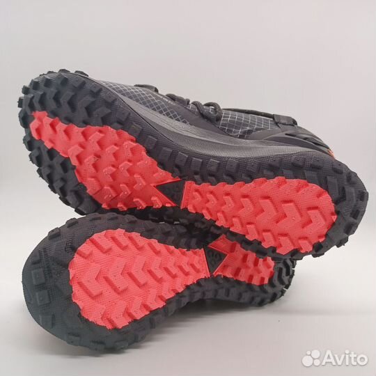 Nike ACG Mountain Fly Low GoreTex Black Orange