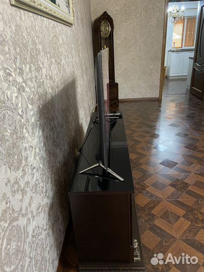 Подставка под телевизор