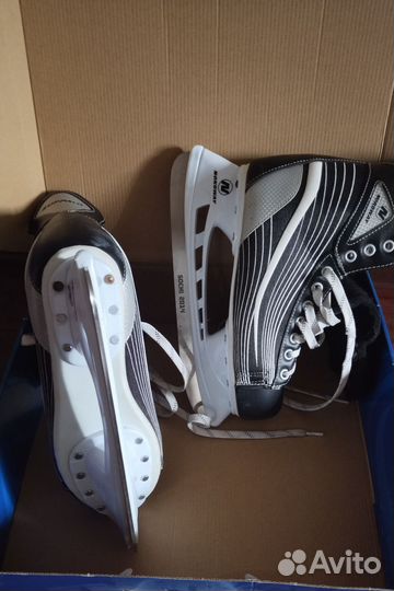 Коньки хоккейные