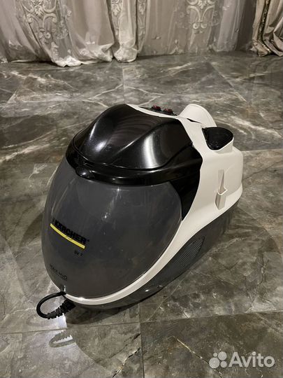 Паропылесос Karcher SV7 Белый