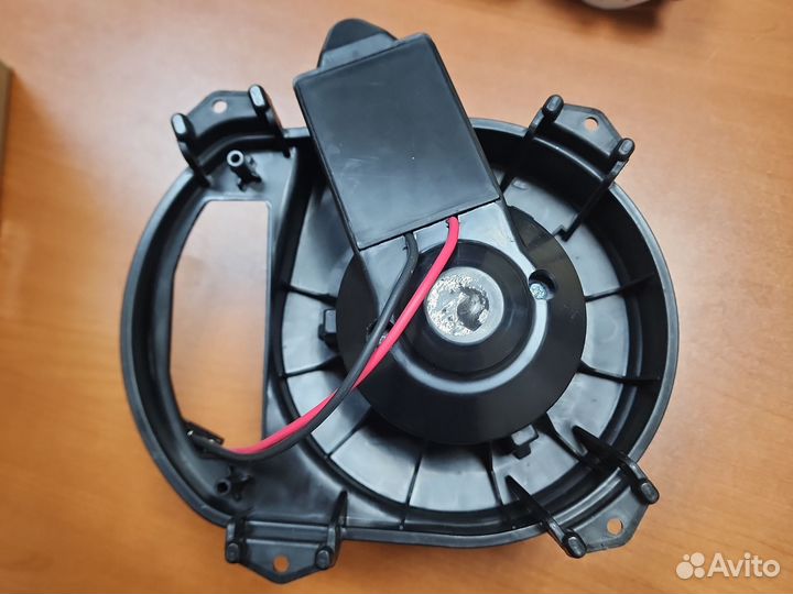Вентилятор печки 2469062501