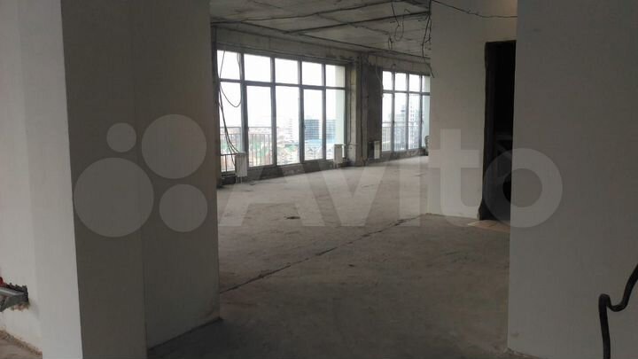 Своб. планировка, 300 м², 18/18 эт.