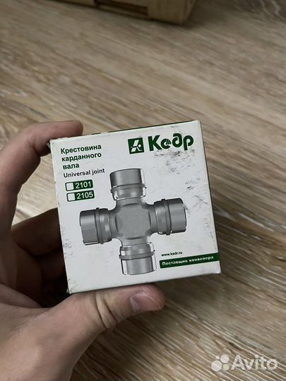 Крестовина карданного вала 2105