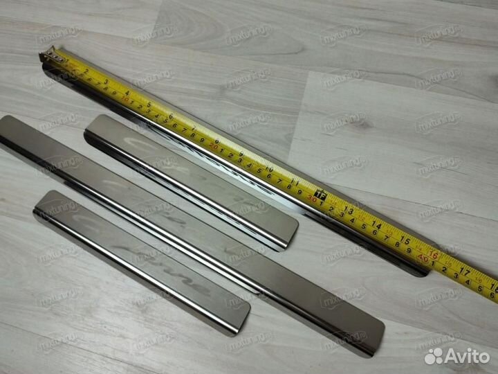 Накладки на пороги Porsche Cayenne 2002-2009