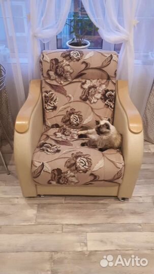 Диван + кресло бу
