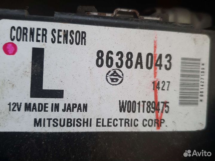 Эбу Мицубиси Аутлендр XL 8638A043