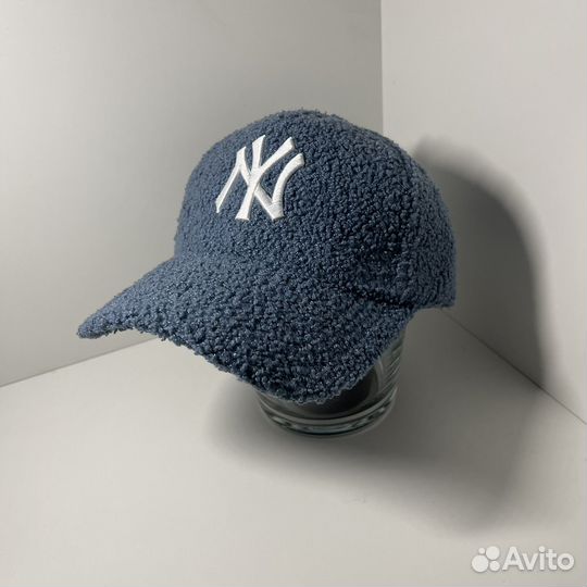 Кепка NEW ERA голубая