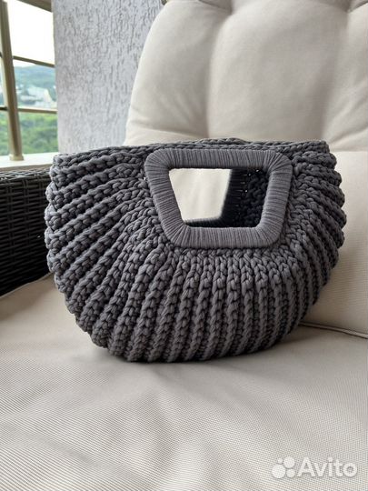 Cумка вязаная с врезной ручкой тоут