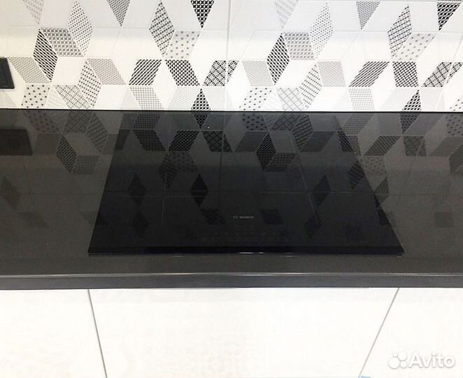 Кухонный гарнитур на заказ. Под ключ