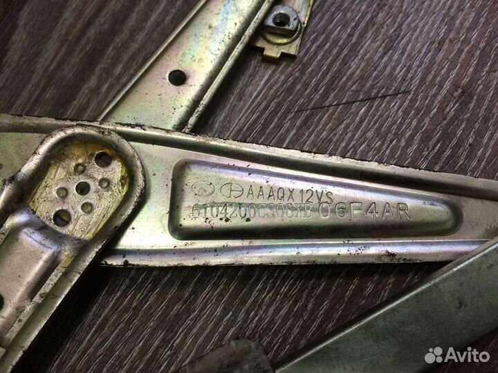 Стеклоподъёмник передний правый GW Hover M4