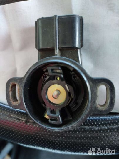 Датчик холостого хода toyota