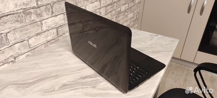 Ноутбук Asus X556UQ-DM655T