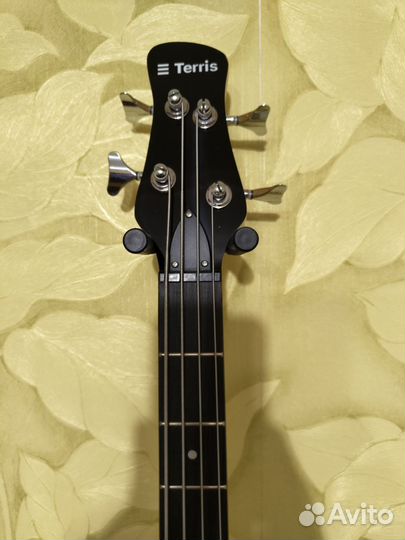 Бас-гитара Terris THB-43 SB