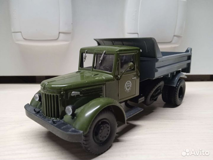 Модель маз-205 Масштаб 1:43