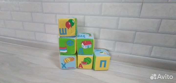 Развивающие игрушки кубики