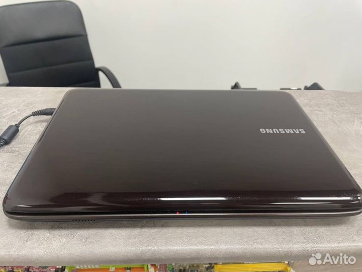 Ноутбук Samsung NP-R540 4gb 2 ядра