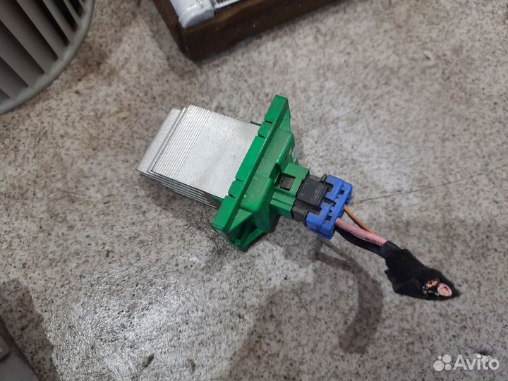 Элементы печки (моторчики) для KIA Optima 3 TF