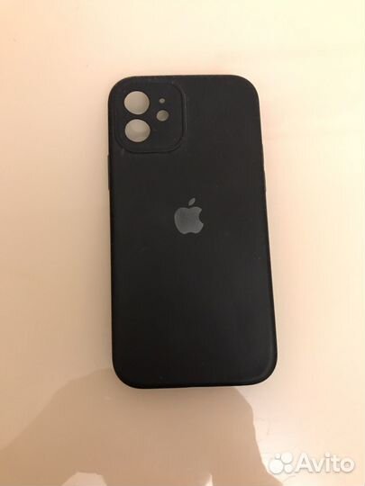 Чехол на iPhone 12