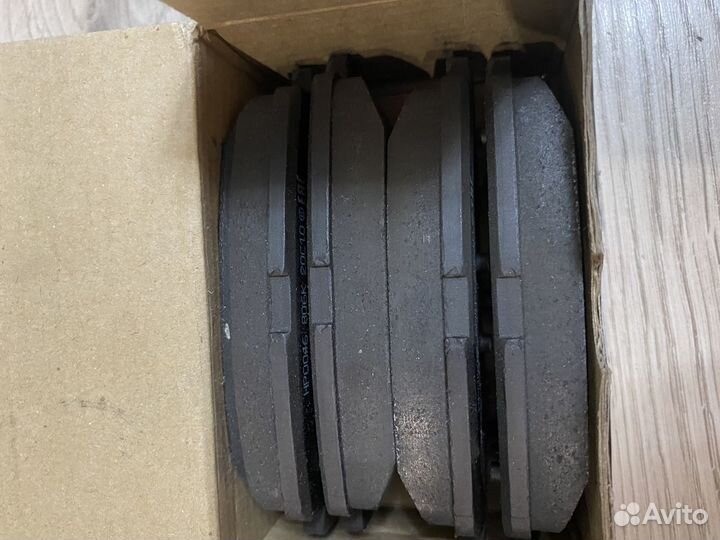 Колодки на Hyundai Solaris 2011- новые