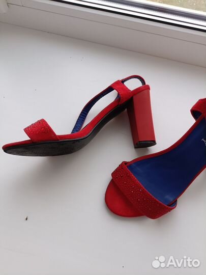 Босоножки женские 38 размер