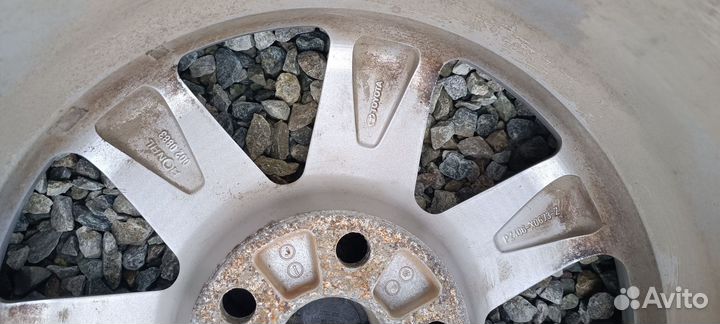 Оригинальные диски toyota Camry R16