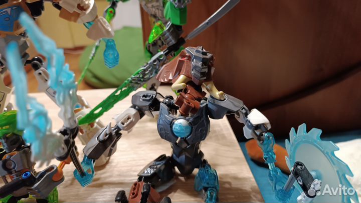 Lego bionicle