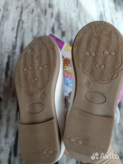 Туфли для девочки 28 размер новые