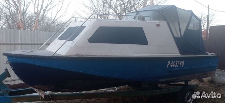 Катер Амур - М