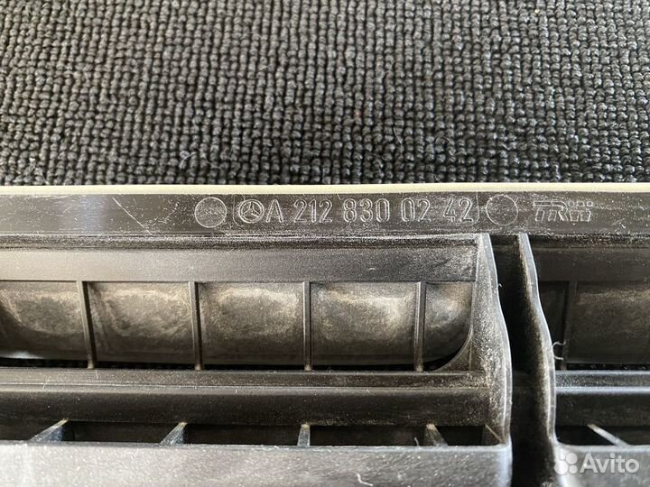 Клапан вентиляции воздуха Mercedes Benz w212