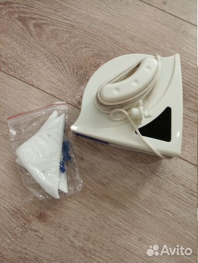 Магнитная щетка для мытья окон толщиной 3-8 мм